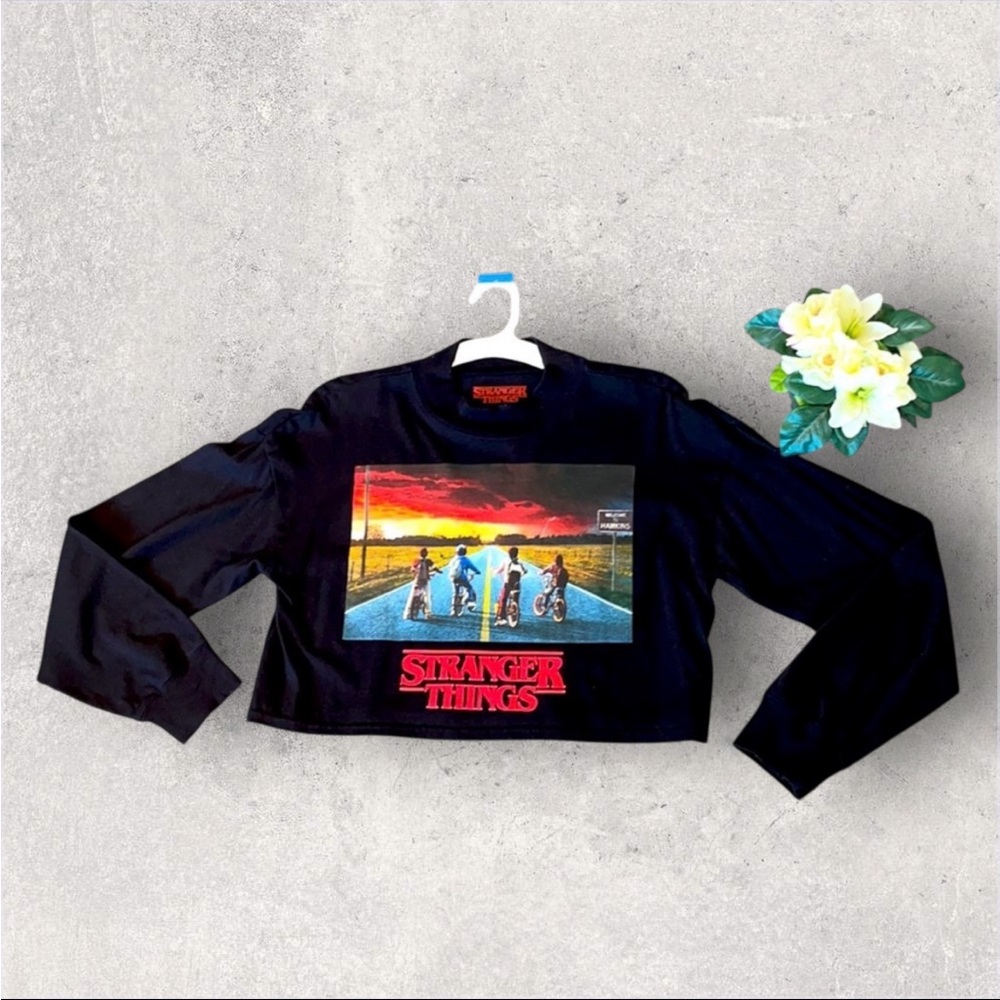 Stranger Things Netflix Official Merchandise Women’s Crop Top
